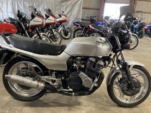 2008060 CBX550F  