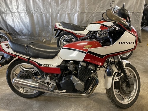 2002718 CBX550F  