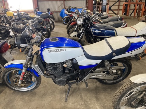 111486 GSX400  