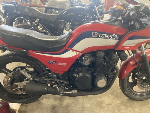 010989 GPZ400  